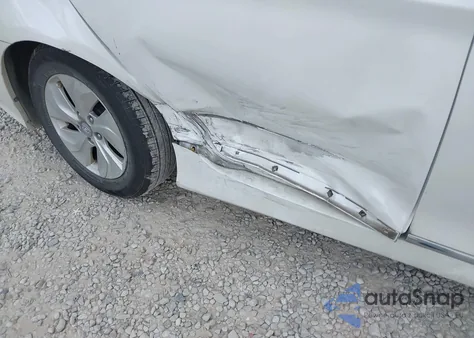 2015 Hyundai Sonata Hybrid z USA, uszkodzony, nr VIN KMHEC4A46FA133480